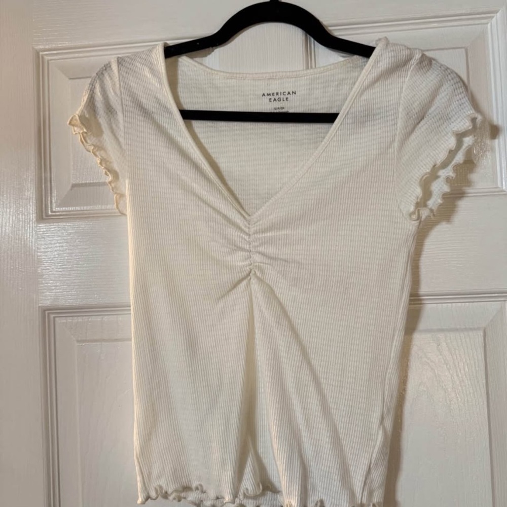 American Eagle Outfitters Cream Ruched Short Sleeve Top